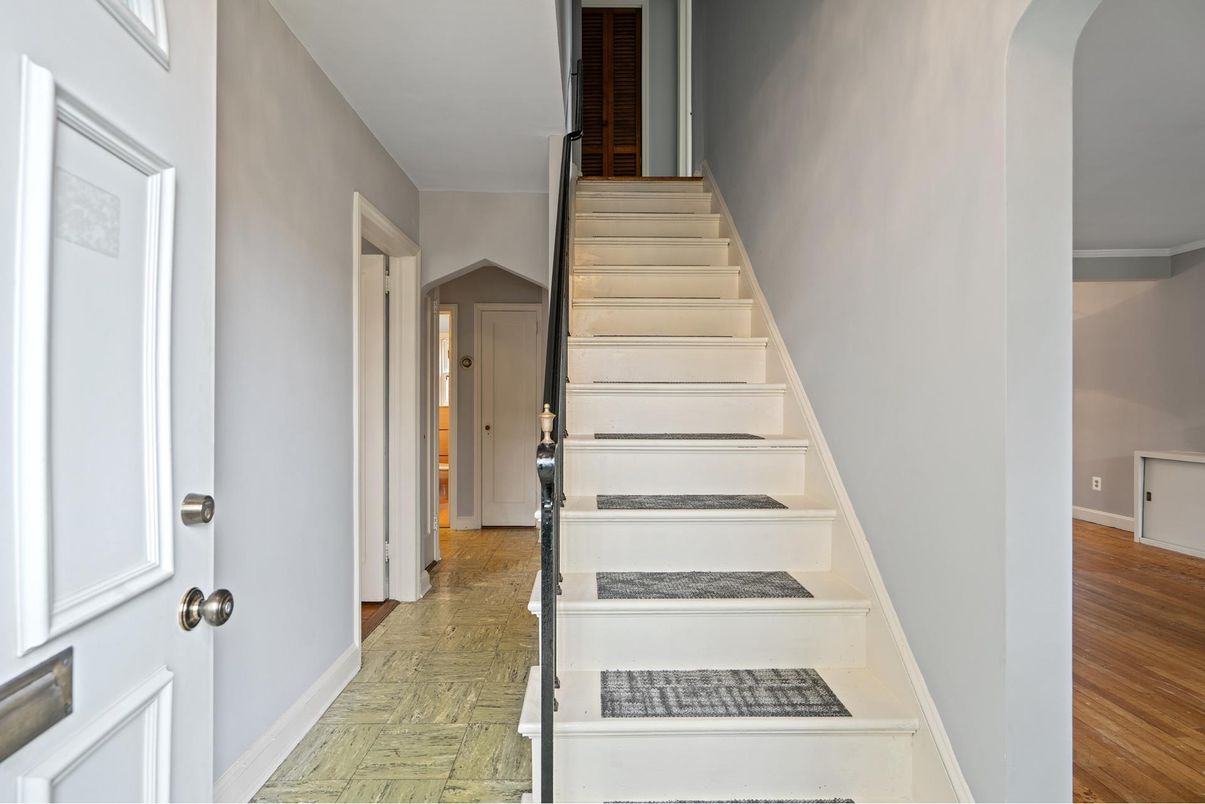 DE Listing image placeholder