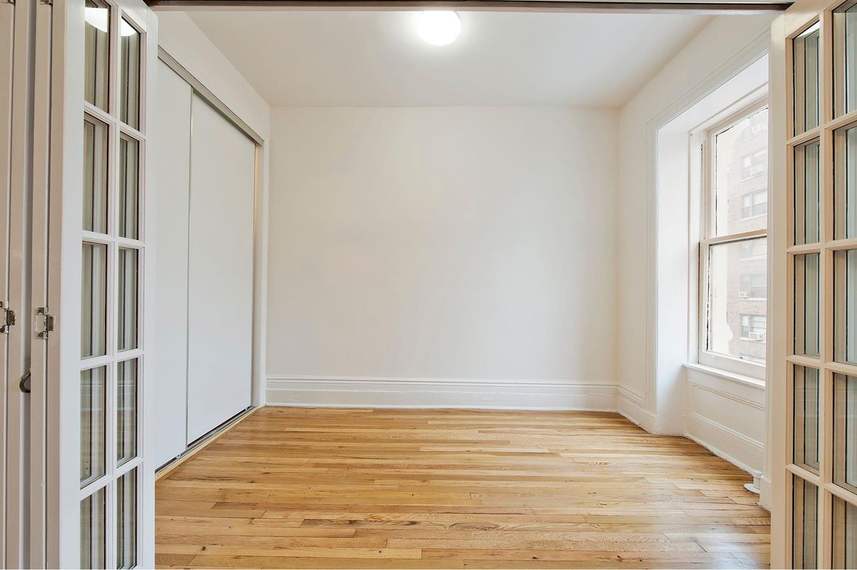 DE Listing image placeholder