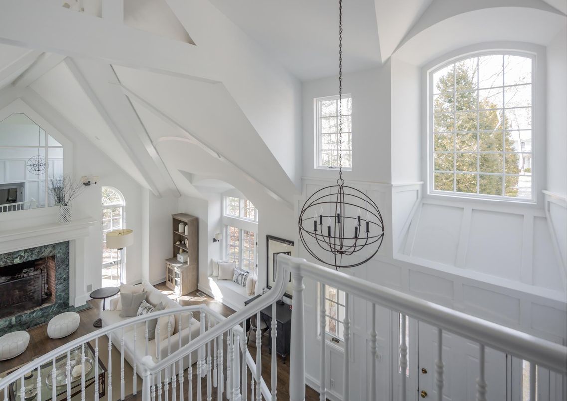 Chandelier, Fireplace, Interior, Pendant Lights