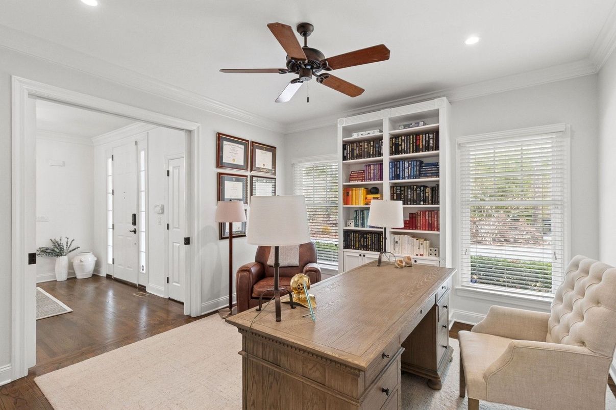 Home Office, Interior, Recessed Lighting, Wood Texture Flooring