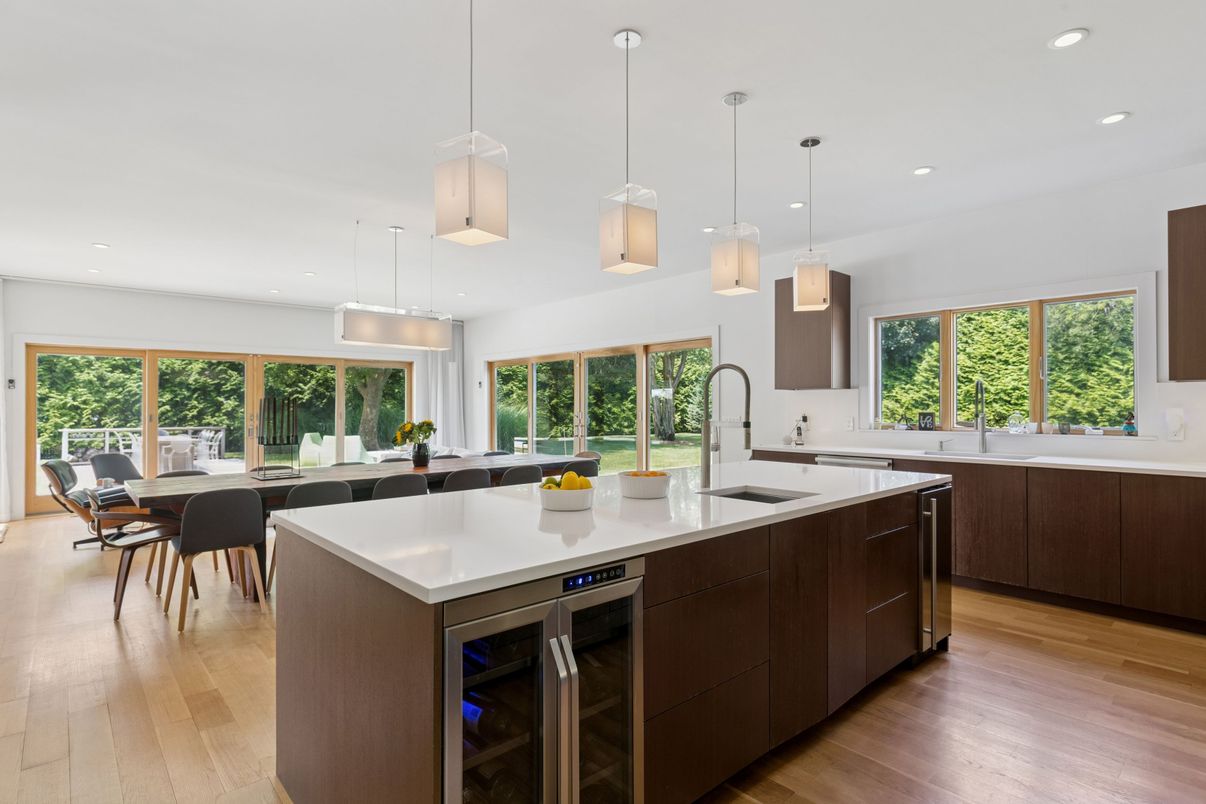 Dining room, Interior, Kitchen, Pendant Lights, Recessed Lighting, Wood Texture Flooring