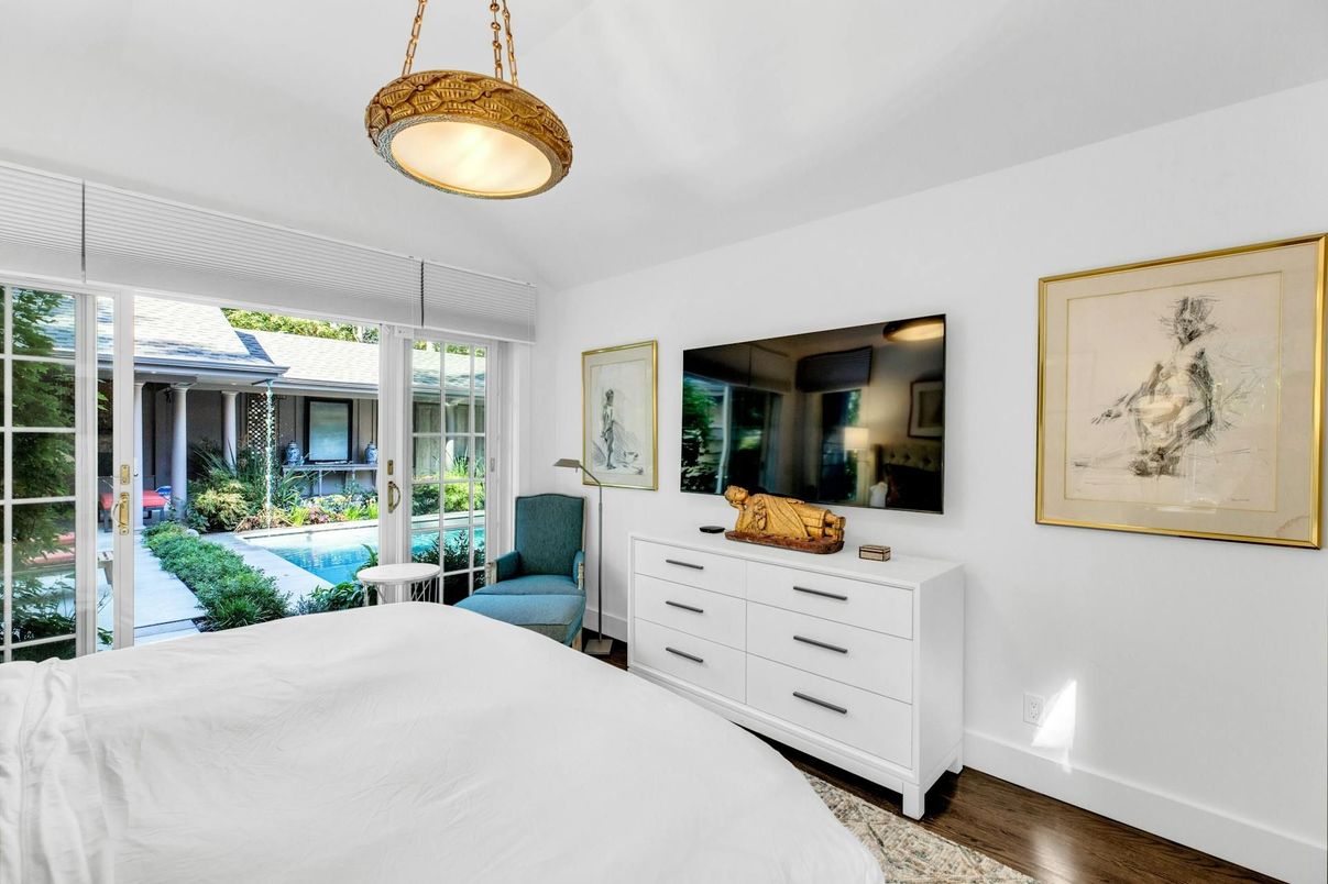 Bedroom, Interior, Pendant Lights, Wood Texture Flooring