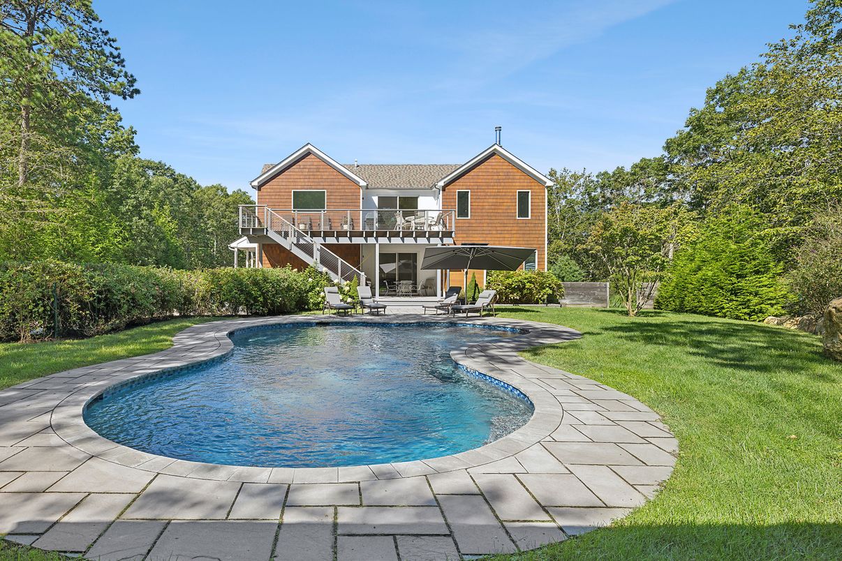 Backyard, Exterior, Pool