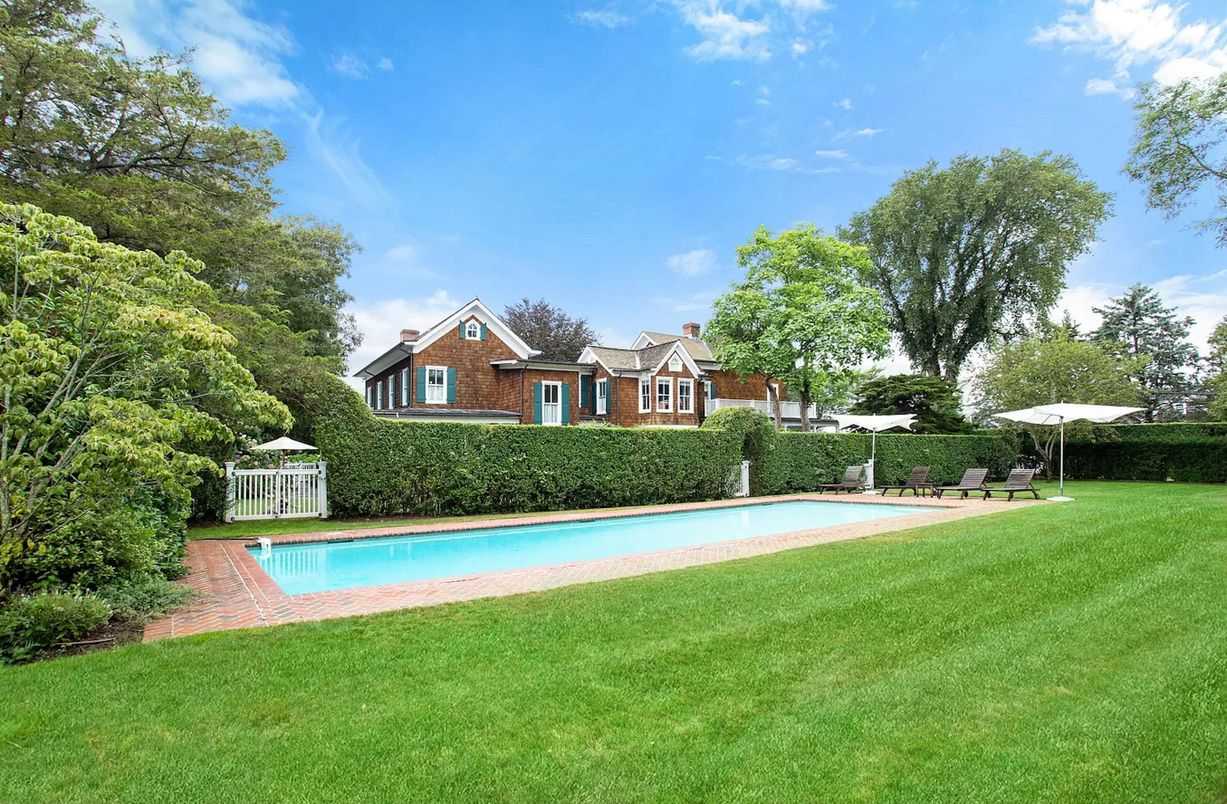 Backyard, Exterior, Pool