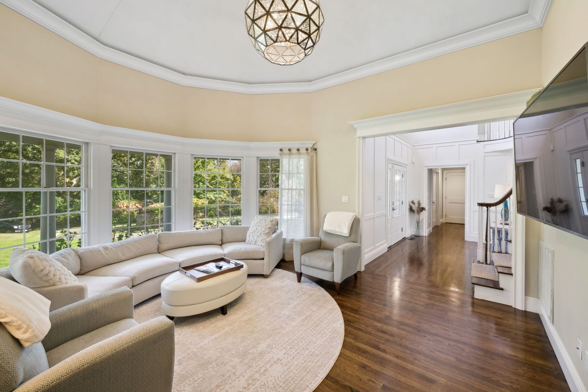 Chandelier, Interior, Living room, Wood Texture Flooring
