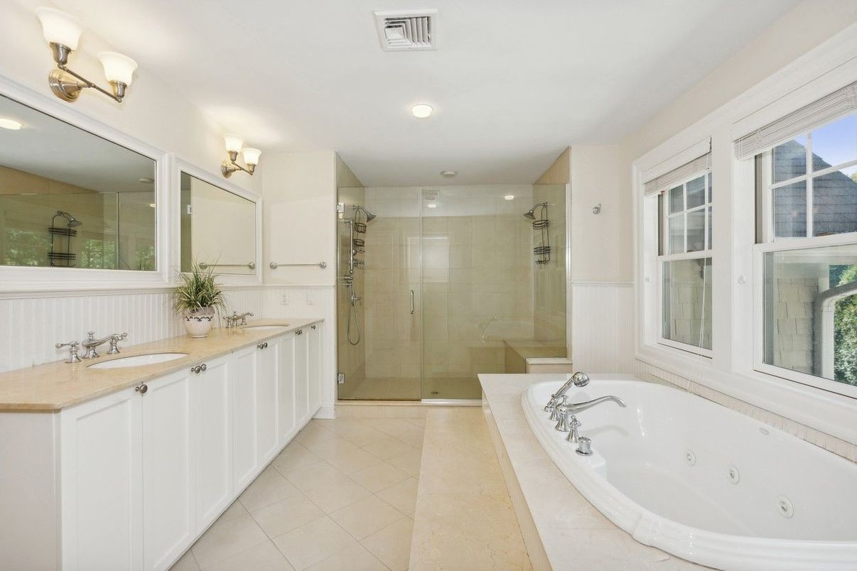Bathroom, Dual Sink Vanities, Glass Shower, Interior, Recessed Lighting