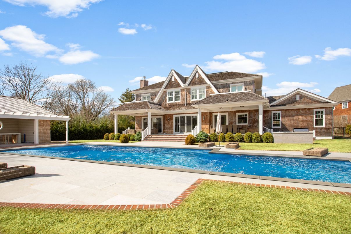 Backyard, Exterior, Facade, Pool, Queen Anne Victorian