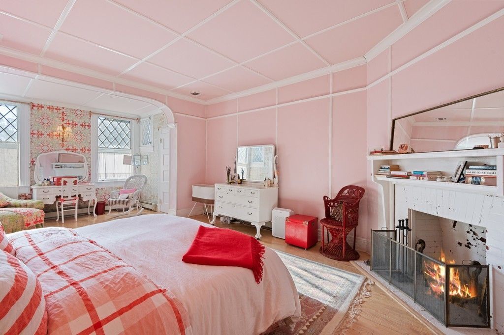 Bedroom, Fireplace, Interior, Wood Texture Flooring
