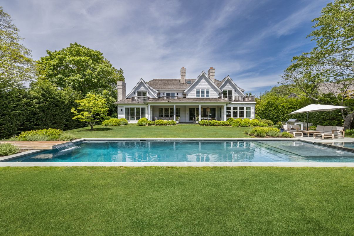 Backyard, Exterior, Pool