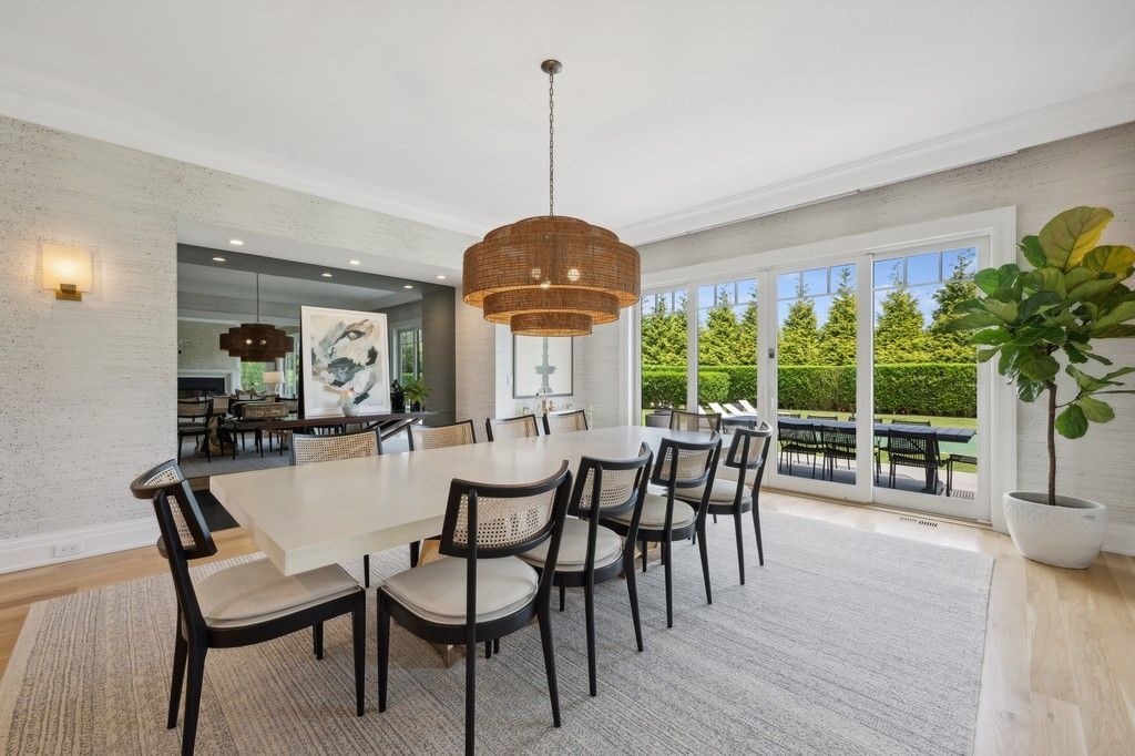 Chandelier, Dining room, Interior, Recessed Lighting, Wood Texture Flooring