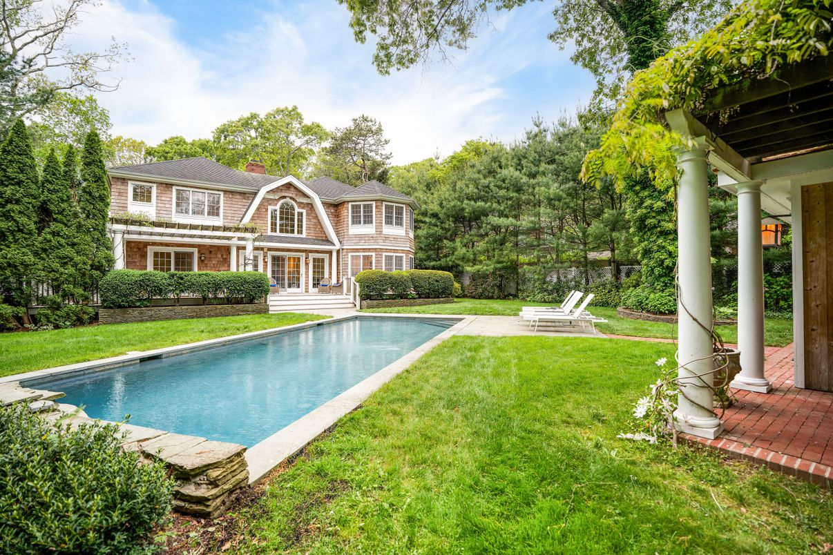 Backyard, Exterior, Pool