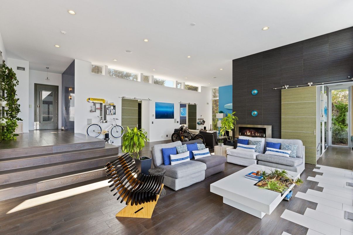Fireplace, Interior, Living room, Recessed Lighting, Wood Texture Flooring