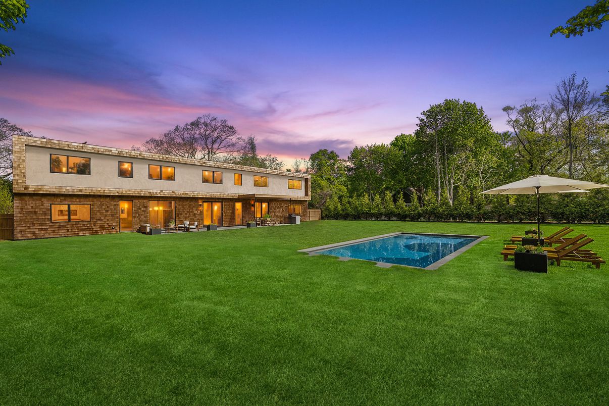Backyard, Exterior, Pool