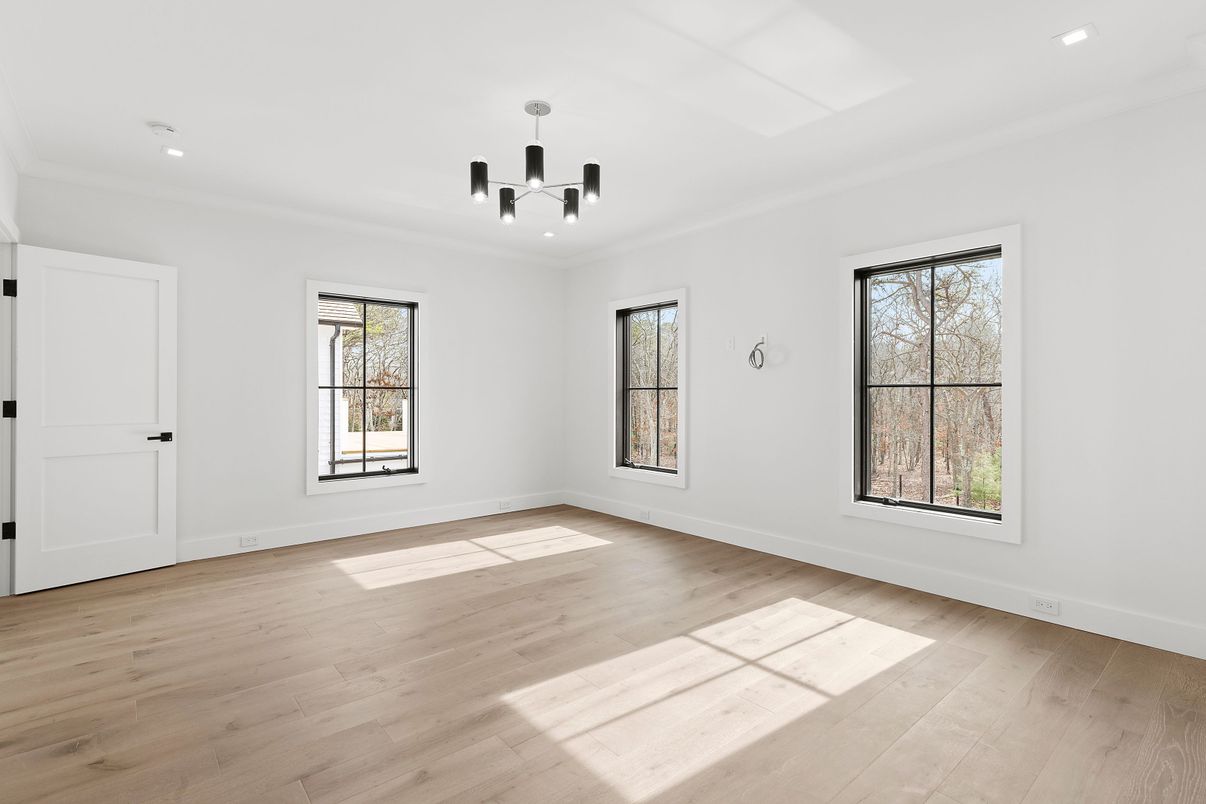 Empty room, Interior, Pendant Lights, Recessed Lighting, Wood Texture Flooring