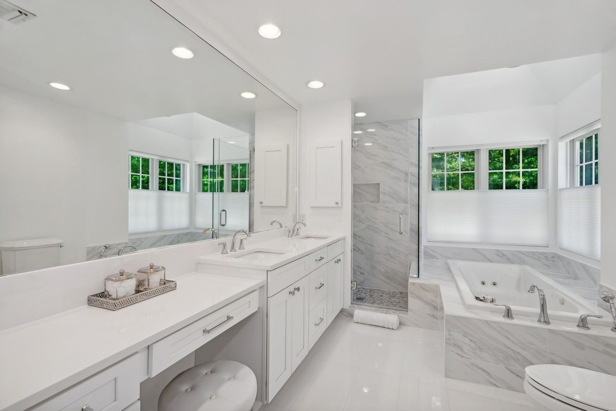 Bathroom, Dual Sink Vanities, Interior, Marble, Marble Walls, Recessed Lighting