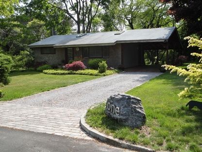 Backyard, Exterior, Facade, Brick Facade, Ranch