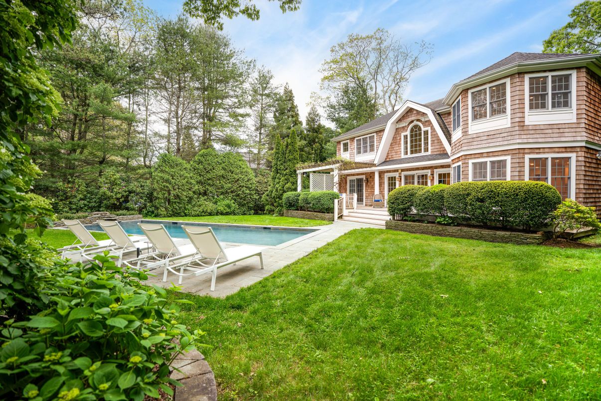 Backyard, Exterior, Pool