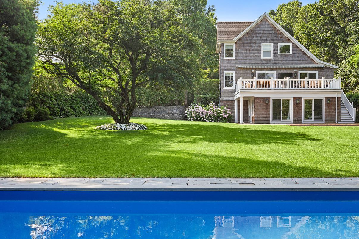 Backyard, Exterior, Pool
