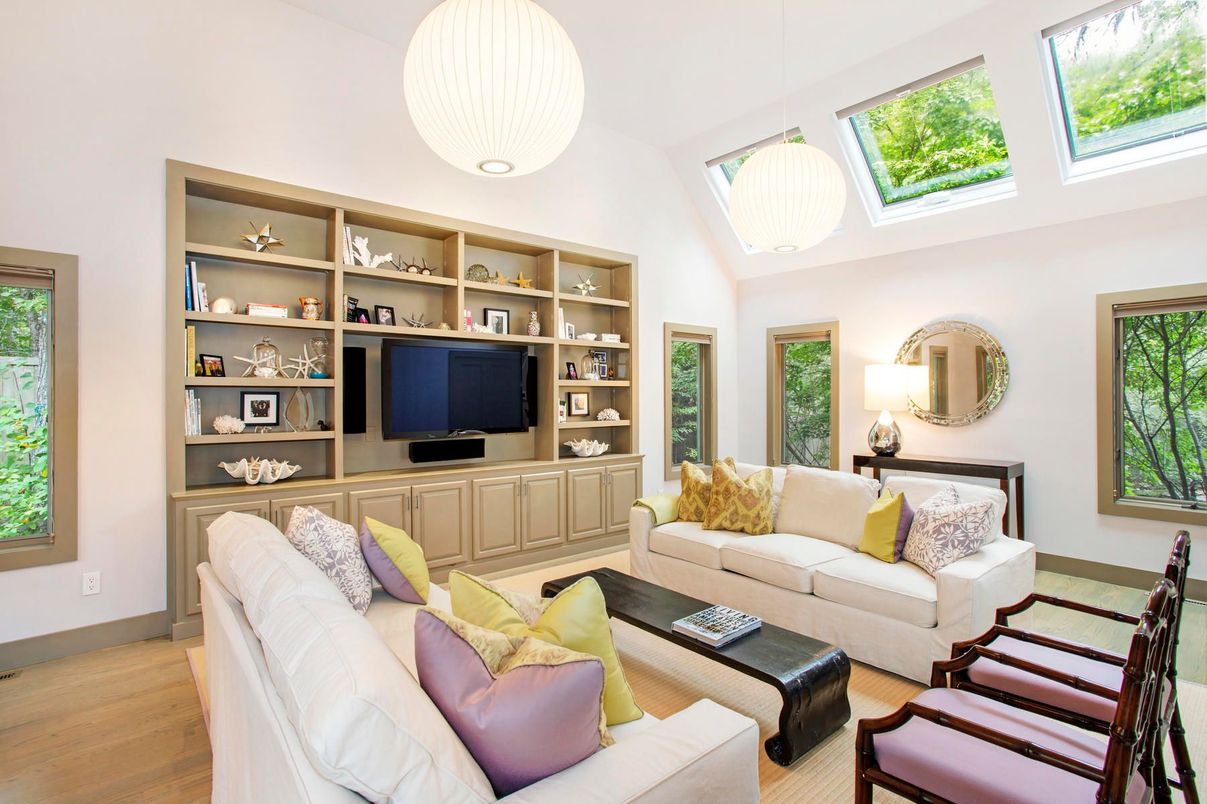 Interior, Living room, Pendant Lights, Wood Texture Flooring