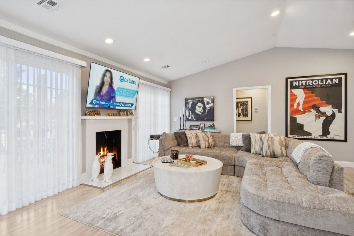 Fireplace, Interior, Living room, Recessed Lighting, Wood Texture Flooring