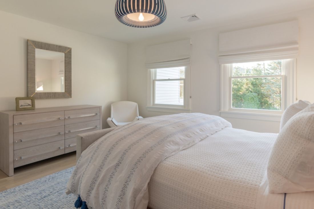 Bedroom, Interior, Pendant Lights, Wood Texture Flooring