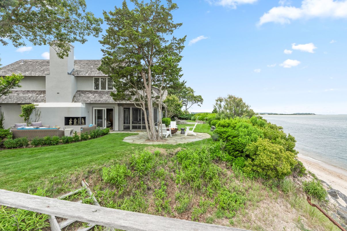 Backyard, Exterior, Water