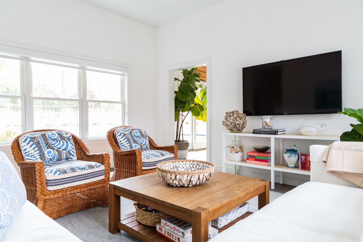 Interior, Living room