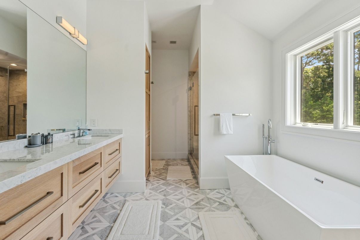 Bathroom, Dual Sink Vanities, Free Standing Baths, Glass Shower, Interior