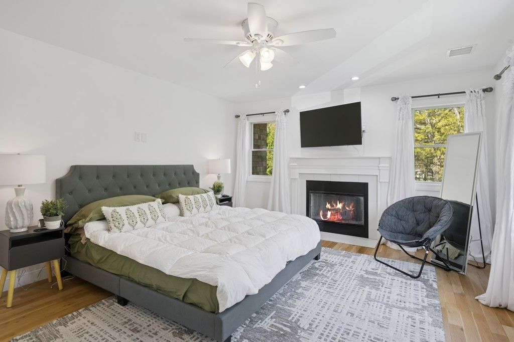 Bedroom, Fireplace, Interior, Recessed Lighting, Wood Texture Flooring