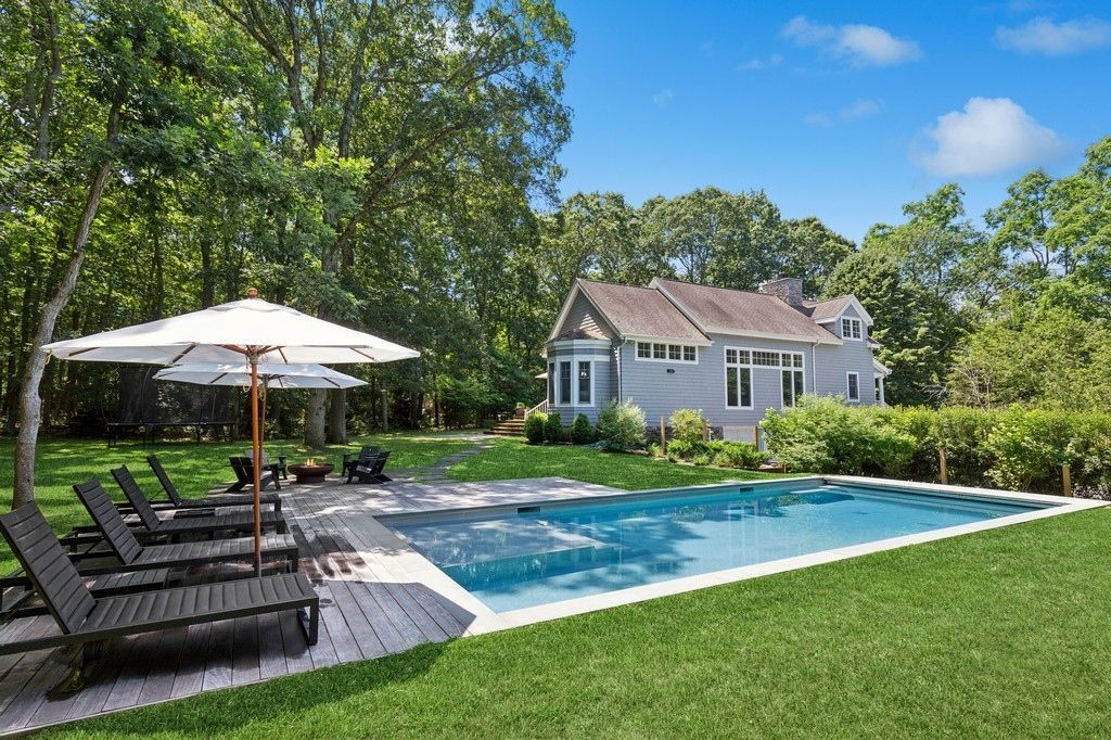Backyard, Exterior, Pool