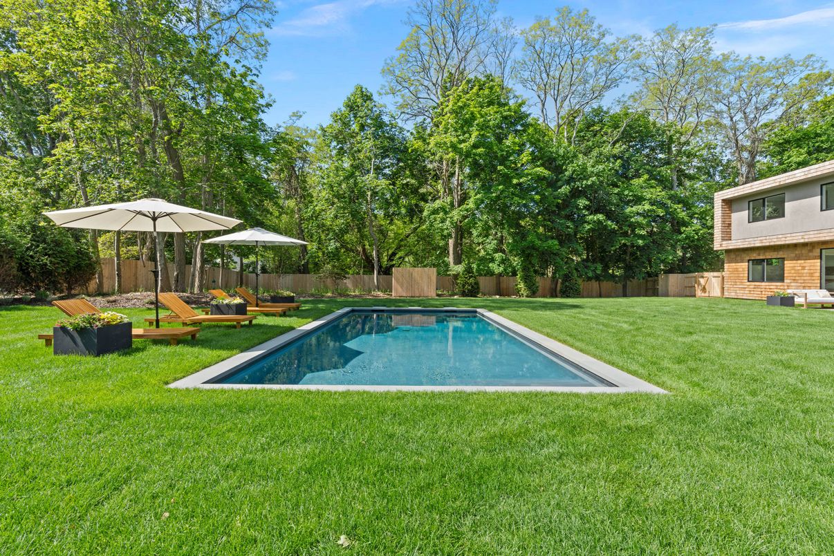 Backyard, Exterior, Pool