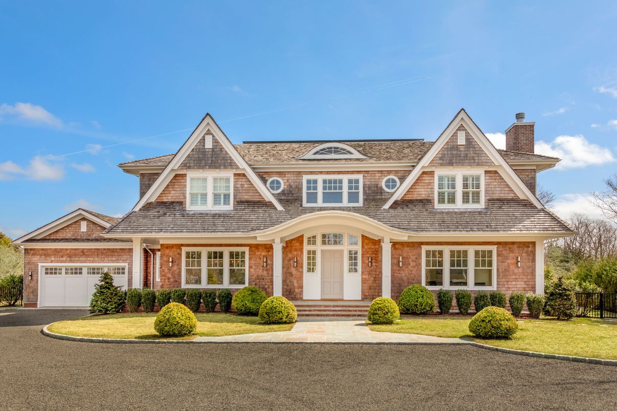 Attached, Exterior, Facade, Brick Facade, Brick Traditional