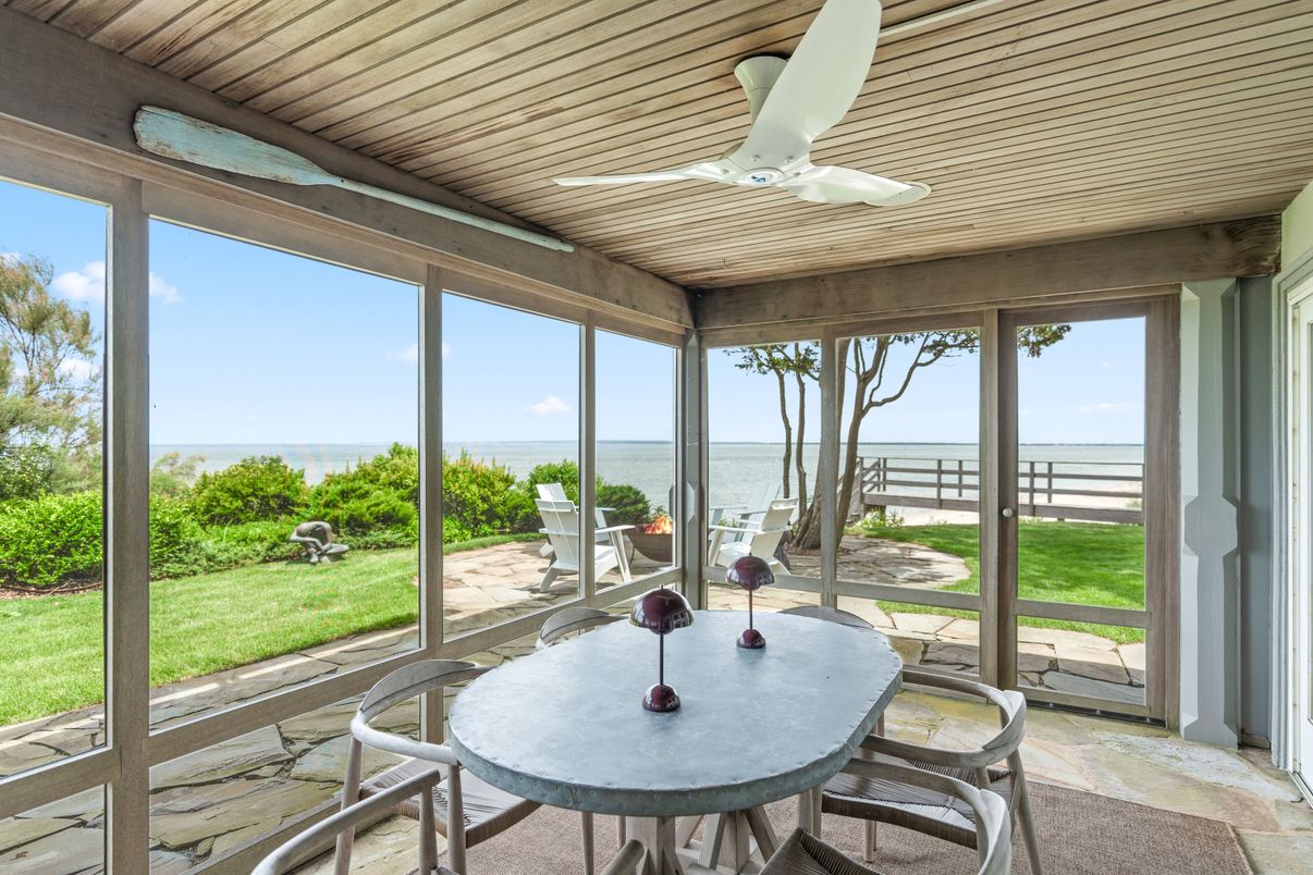 Dining room, Interior, Sun Room, Water, Wooden Ceilings