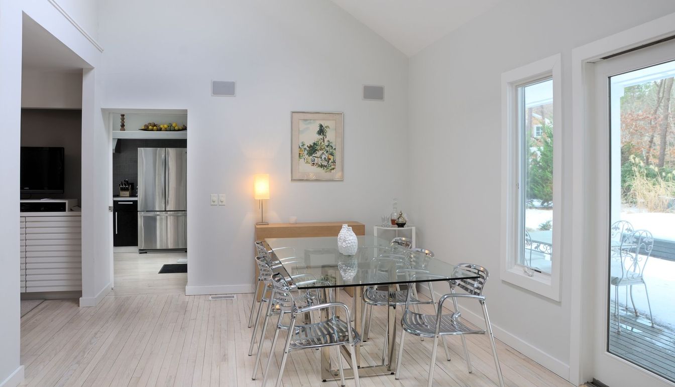 Dining room, Interior, Kitchen, Stainless Steel Appliances, Wood Texture Flooring