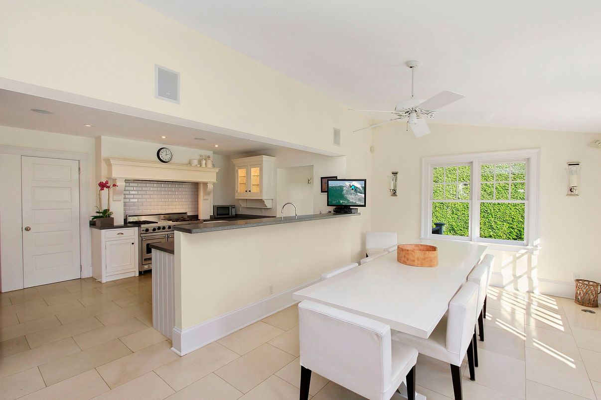 Dining room, Interior, Kitchen, Recessed Lighting