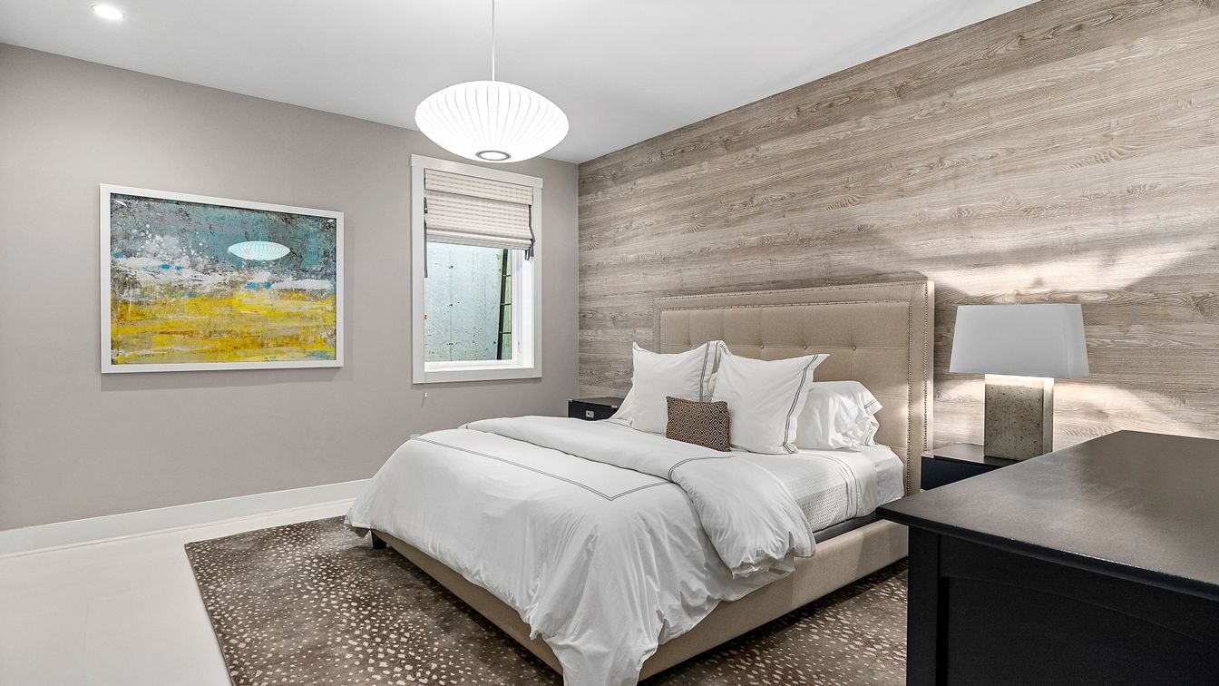 Bedroom, Interior, Pendant Lights, Recessed Lighting, Wooden Walls