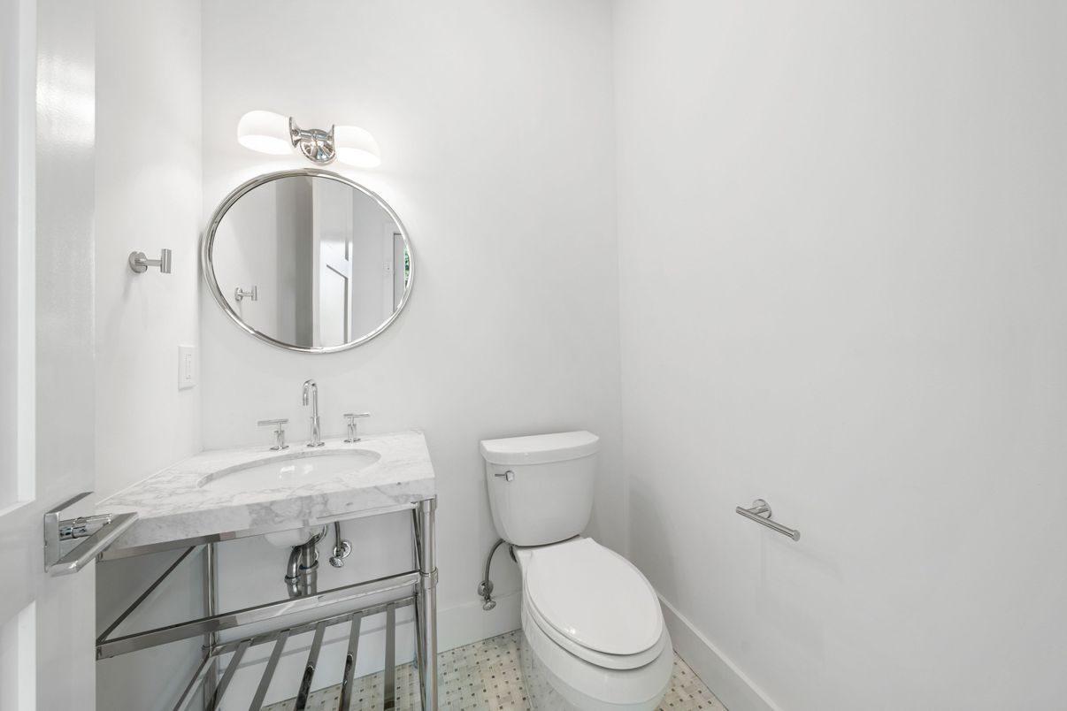 Bathroom, Interior