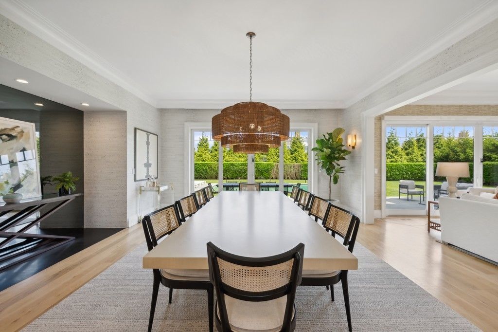 Chandelier, Dining room, Interior, Living room, Recessed Lighting, Wood Texture Flooring