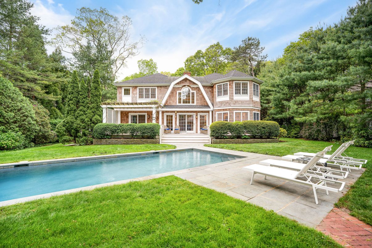 Backyard, Exterior, Pool
