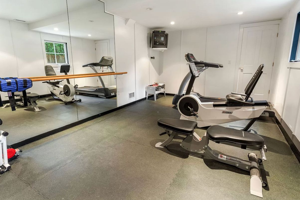 Fitness Equipment, Interior, Recessed Lighting