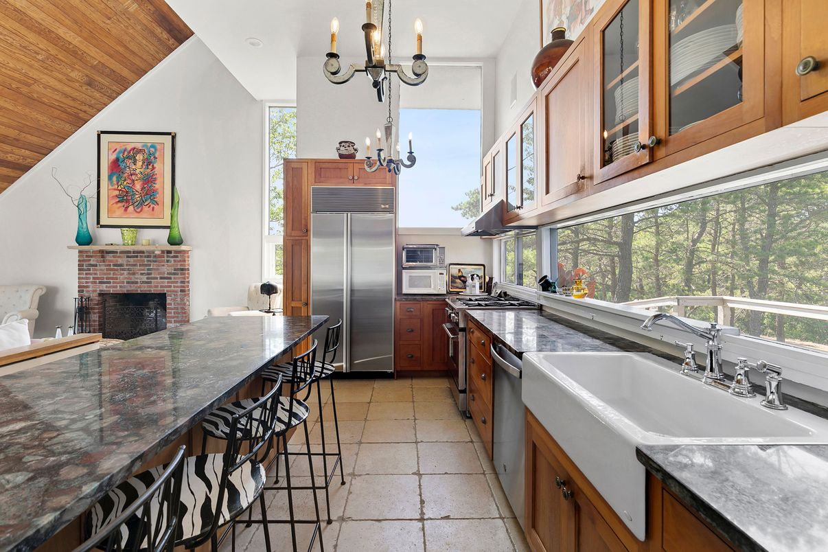 Chandelier, Fireplace, Interior, Kitchen