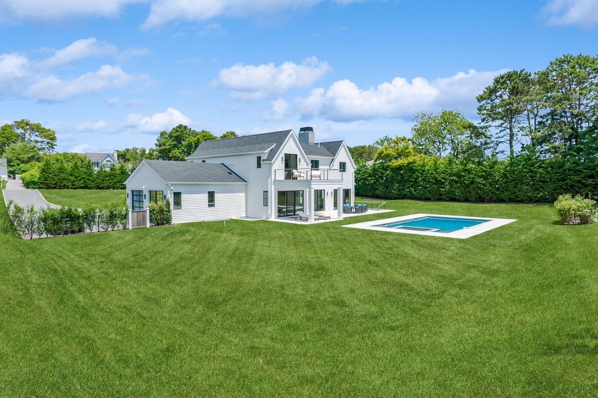 Backyard, Exterior, Pool