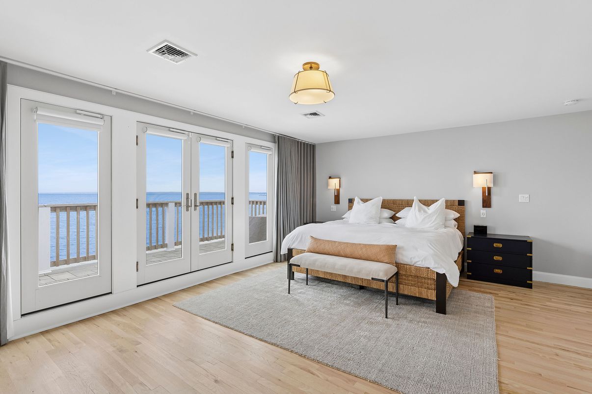 Bedroom, Interior, Water, Wood Texture Flooring