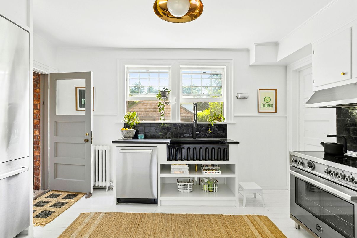 Interior, Kitchen, Stainless Steel Appliances