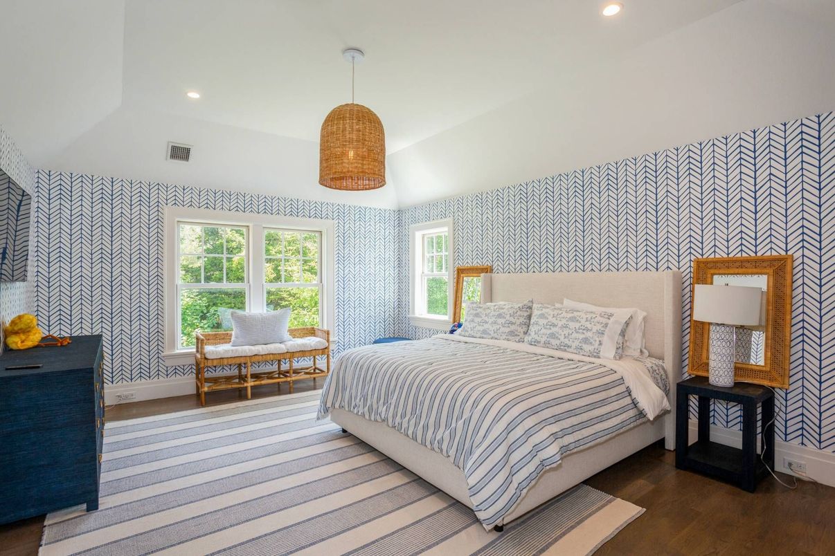 Bedroom, Interior, Pendant Lights, Recessed Lighting, Wood Texture Flooring