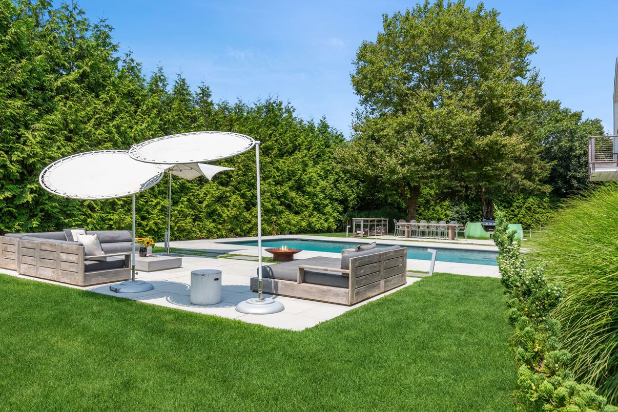 Backyard, Exterior, Pool