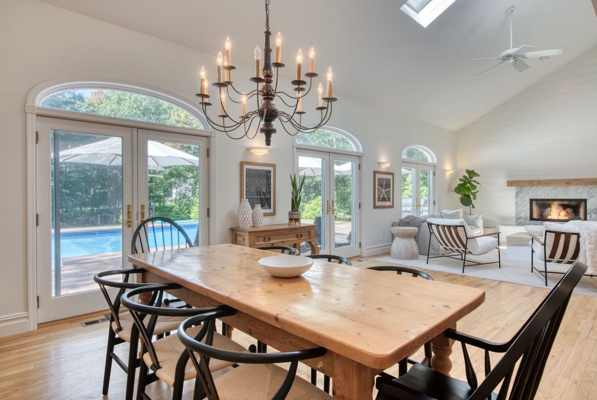 Chandelier, Dining room, Fireplace, Interior, Living room, Wood Texture Flooring