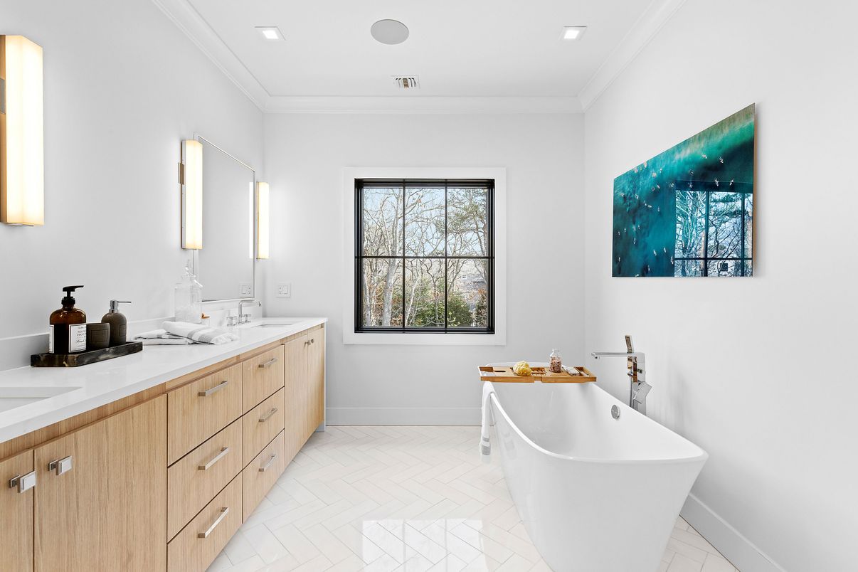 Bathroom, Dual Sink Vanities, Free Standing Baths, Interior, Marble, Recessed Lighting