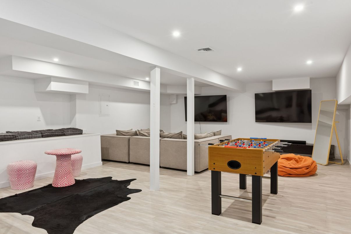 Game Room, Interior, Recessed Lighting, Wood Texture Flooring