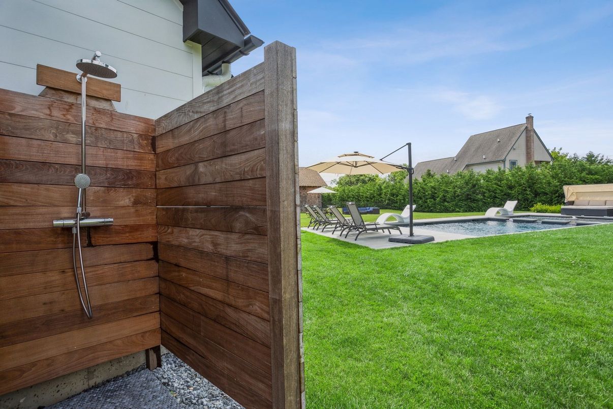 Backyard, Exterior, Pool